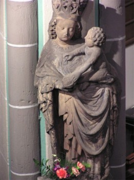Steinerne Madonna